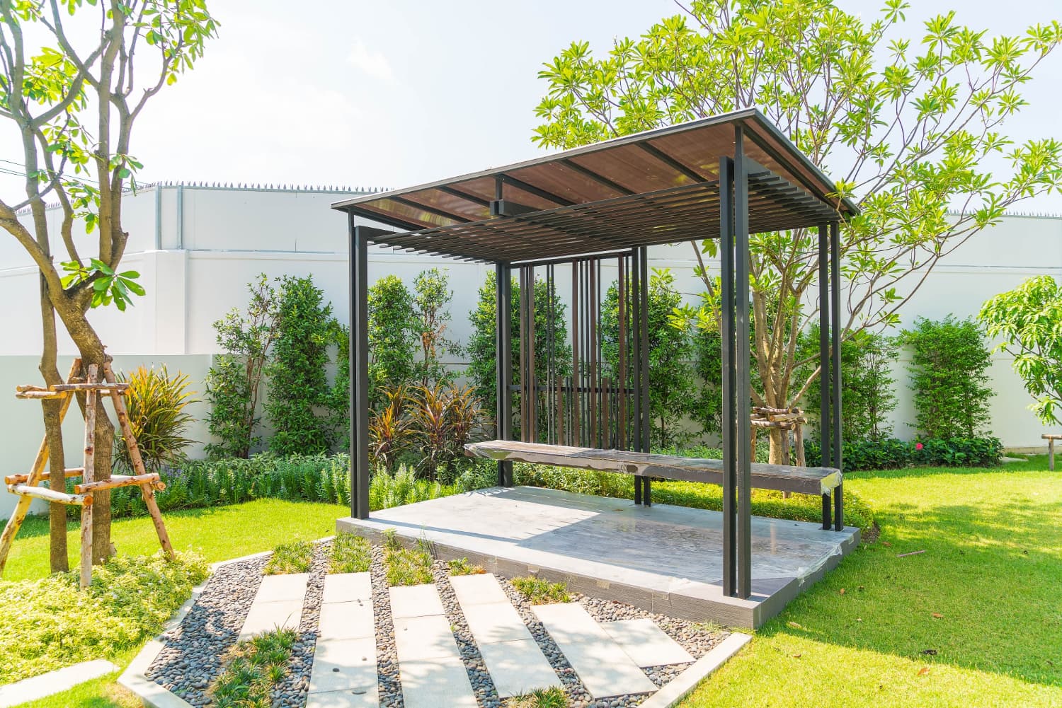 Conseils pratiques pour bien choisir une pergola